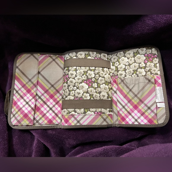 Thirty-One Fold-N-Go Brown Floral Design Tri Fold w/ Tie & Pocket Elastic - Picture 3 of 6